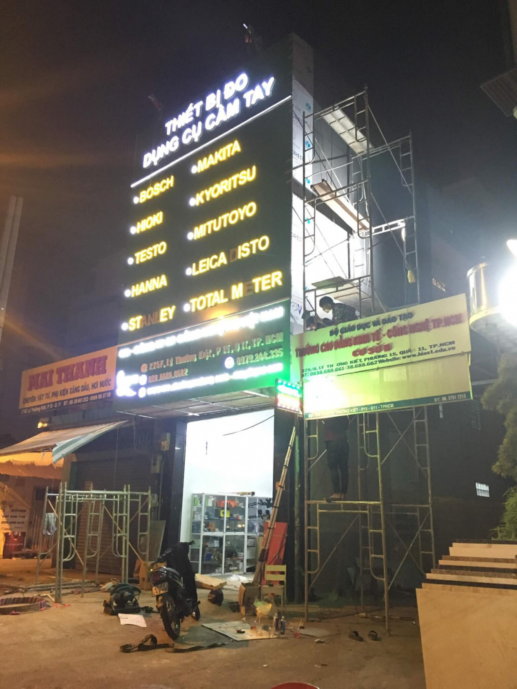 CÔNG TRÌNH BẢNG HIỆU THB VIỆT NAM